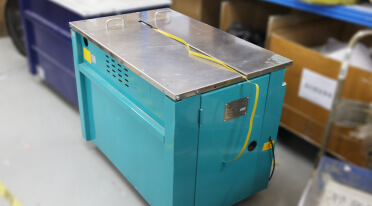 Automatic strapping machine