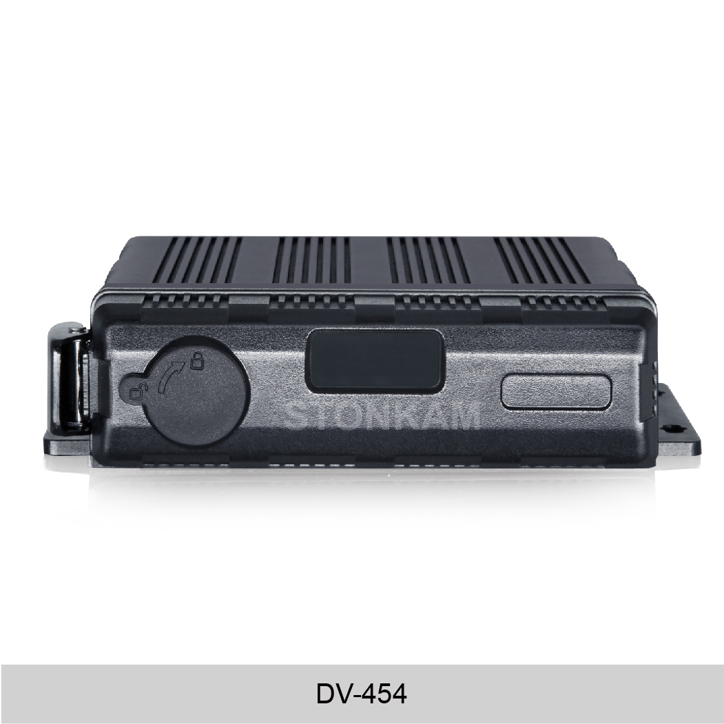 Intelligent Waterproof 8CH HD MDVR All-in-one Device